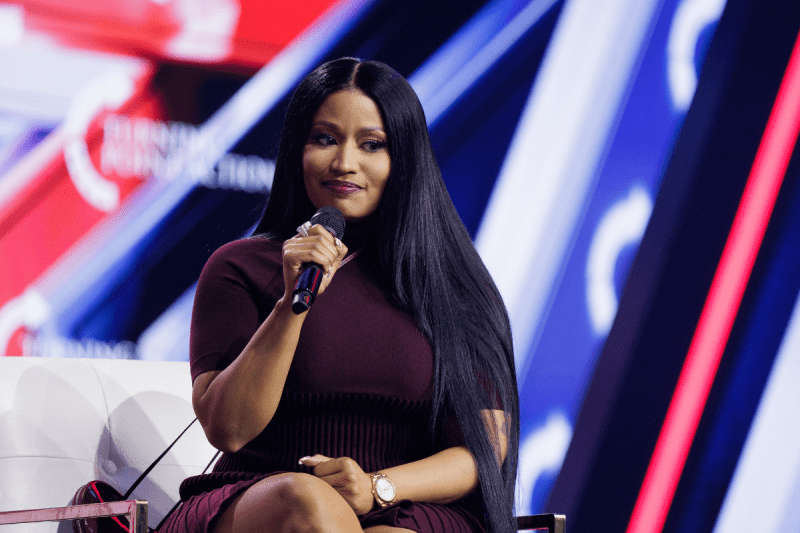 nicki-minaj-calls-former-cnn-anchor-a-slur-following-minnesota-church-incident
