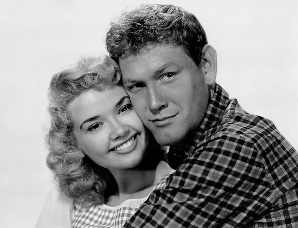 yvonne-lime-i-was-a-teenage-werewolf-actress-and-elvis-co-star-has-died