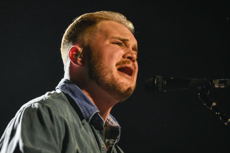 zach-bryan-just-got-married