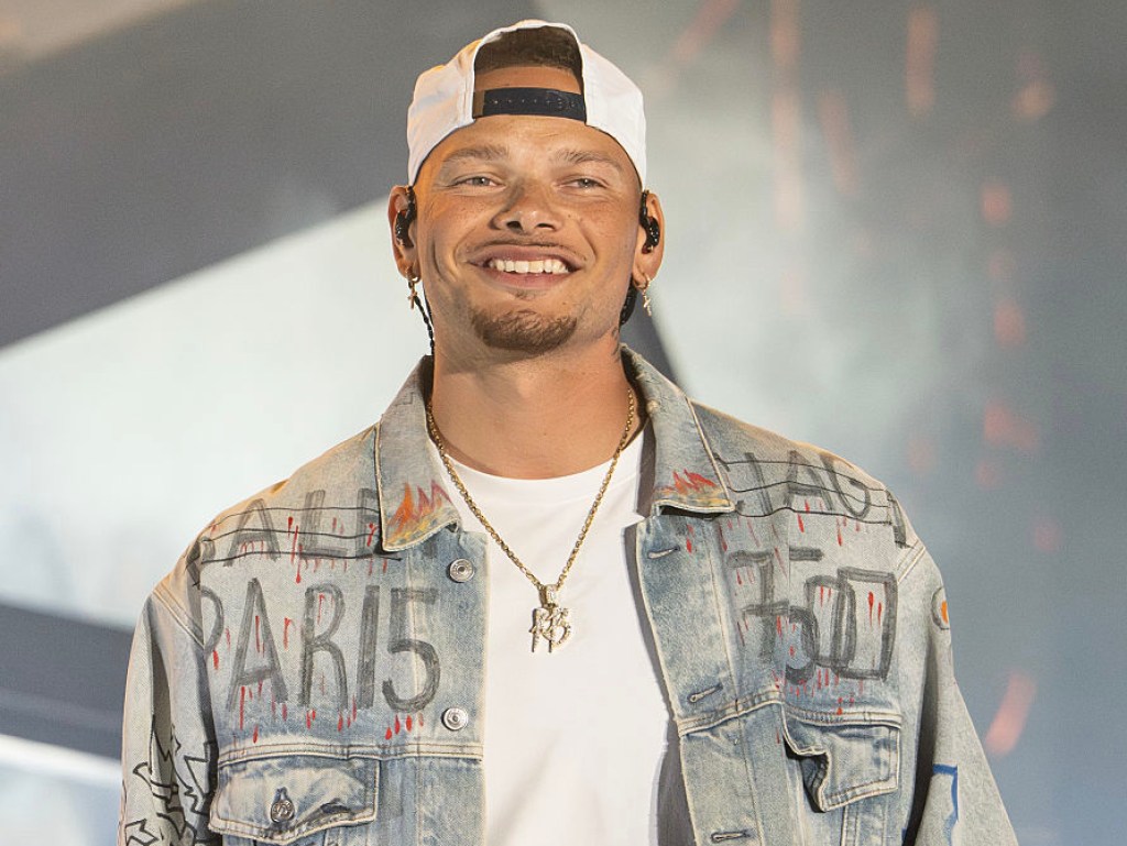 another-major-country-music-star-is-getting-a-nashville-bar