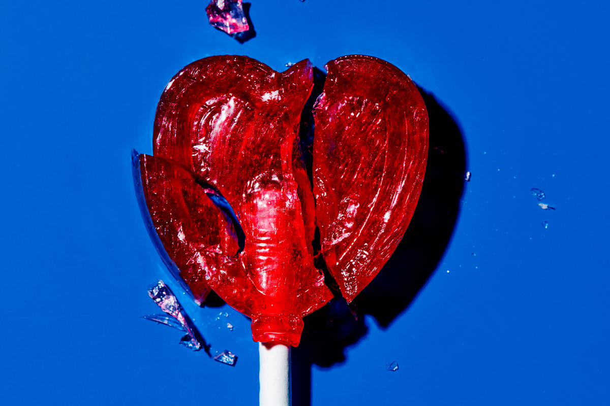 celebrity-separates-from-husband-of-9-years-hints-at-messy-transition