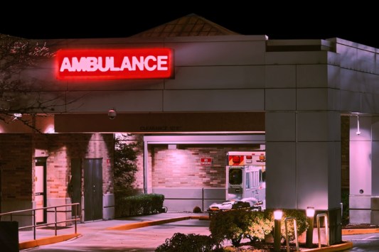 daughter-of-60s-music-icon-hospitalized-for-kidney-failure