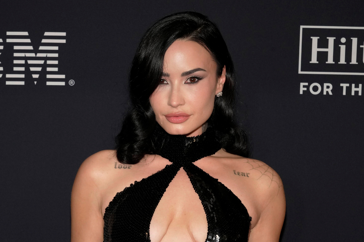 demi-lovato-breaks-tough-news-to-fans-in-order-to-protect-her-health