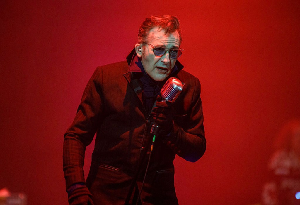 everyone-has-been-suffering-with-colds-and-flus-classic-rock-band-cancels-concert-due-to-illness