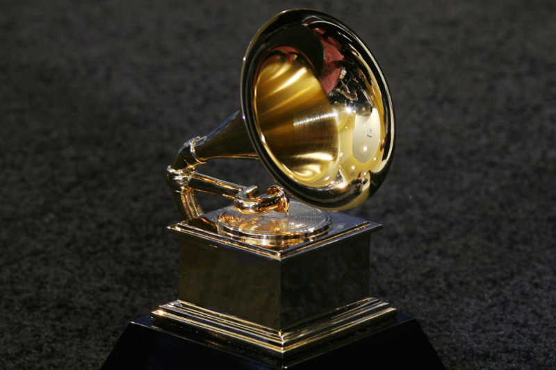 grammy-winner-cancels-entire-tour-as-legal-problems-come-back-to-haunt-him