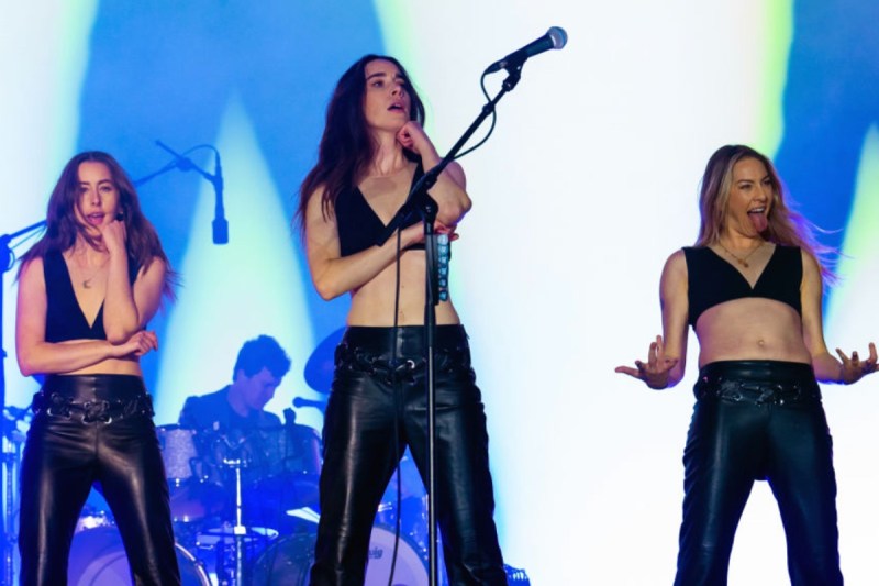 haim-sister-marries-tech-ceo