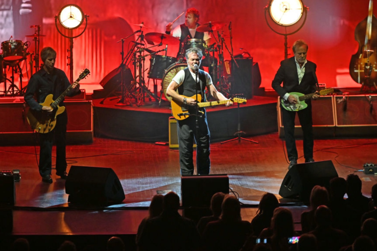 Rock and Roll Hall of Famer Rips Drunken Fans at His Concerts