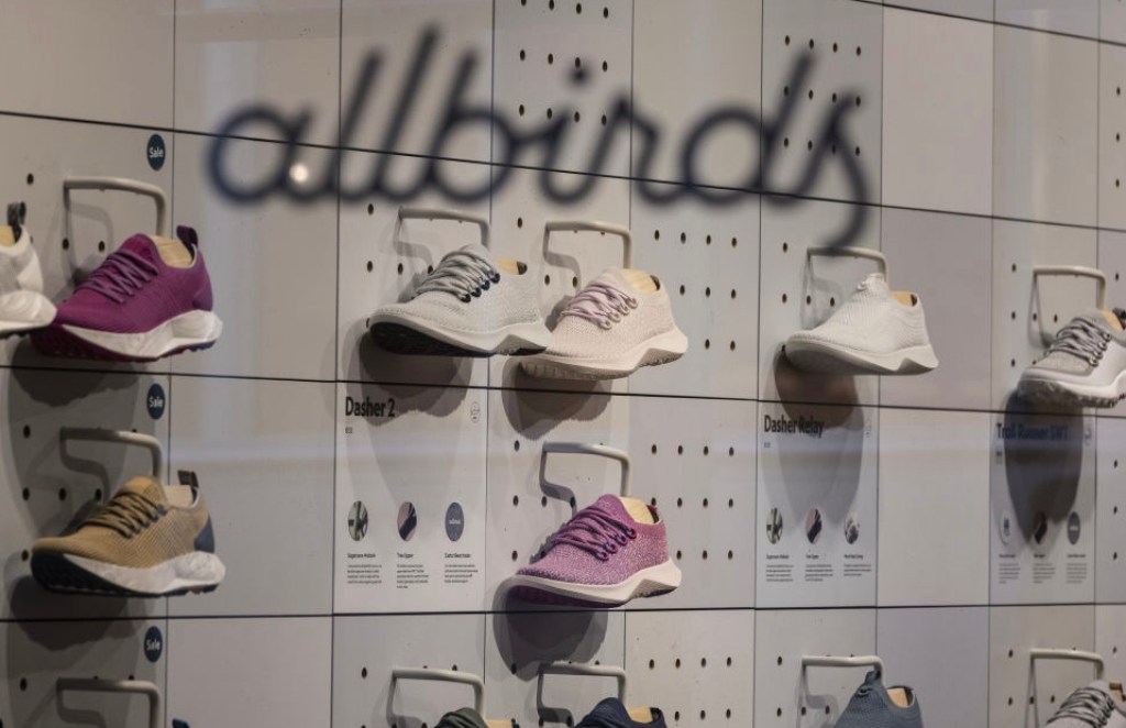 shoe-store-chain-closing-all-but-2-us-retail-locations.