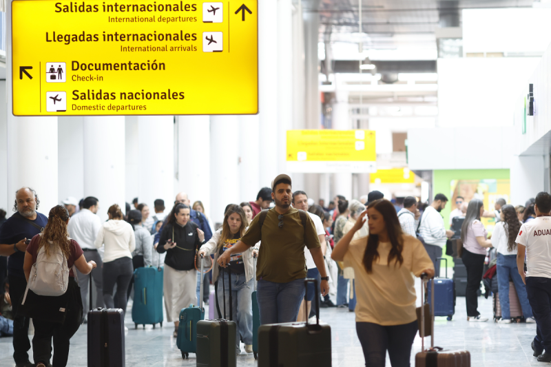 us-announces-shelter-in-place-warnings-for-tourist-destinations