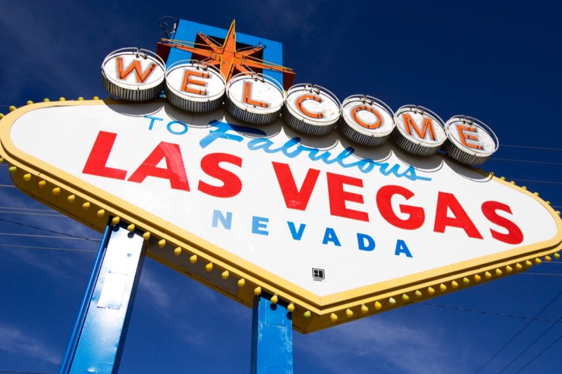 2010s-rock-singer-reveals-engagement-and-las-vegas-elopment