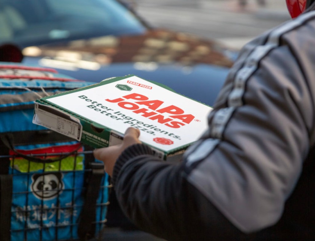 300-papa-johns-locations-to-close