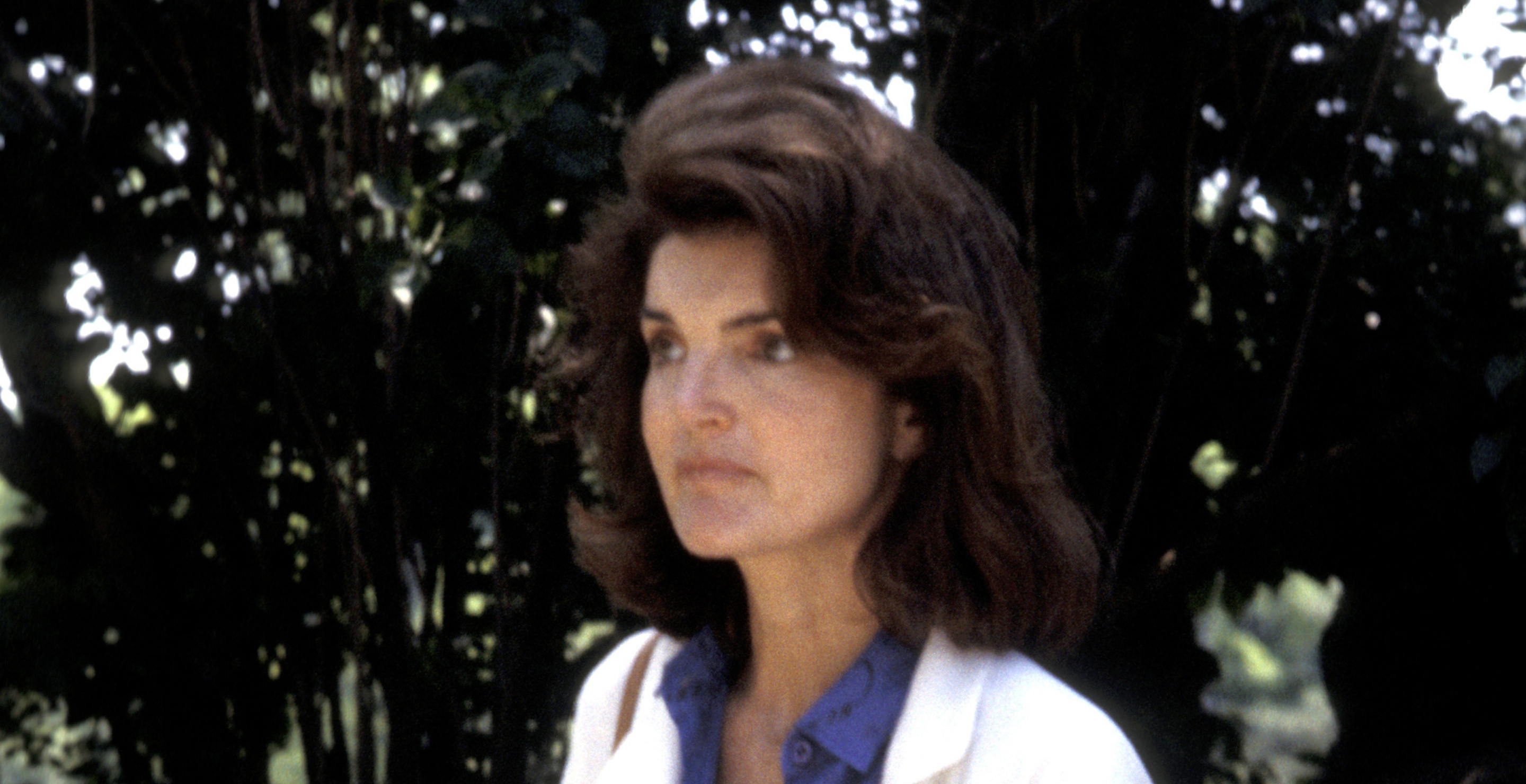 Jackie Kennedy Fashion Scout, Person Behind Iconic Pink Chanel Suit, Dies at 105: RIP Letzia Mowinckel