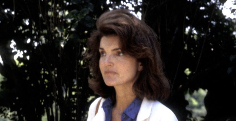 Jackie Kennedy Fashion Scout, Person Behind Iconic Pink Chanel Suit, Dies at 105 RIP Letzia Mowinckel