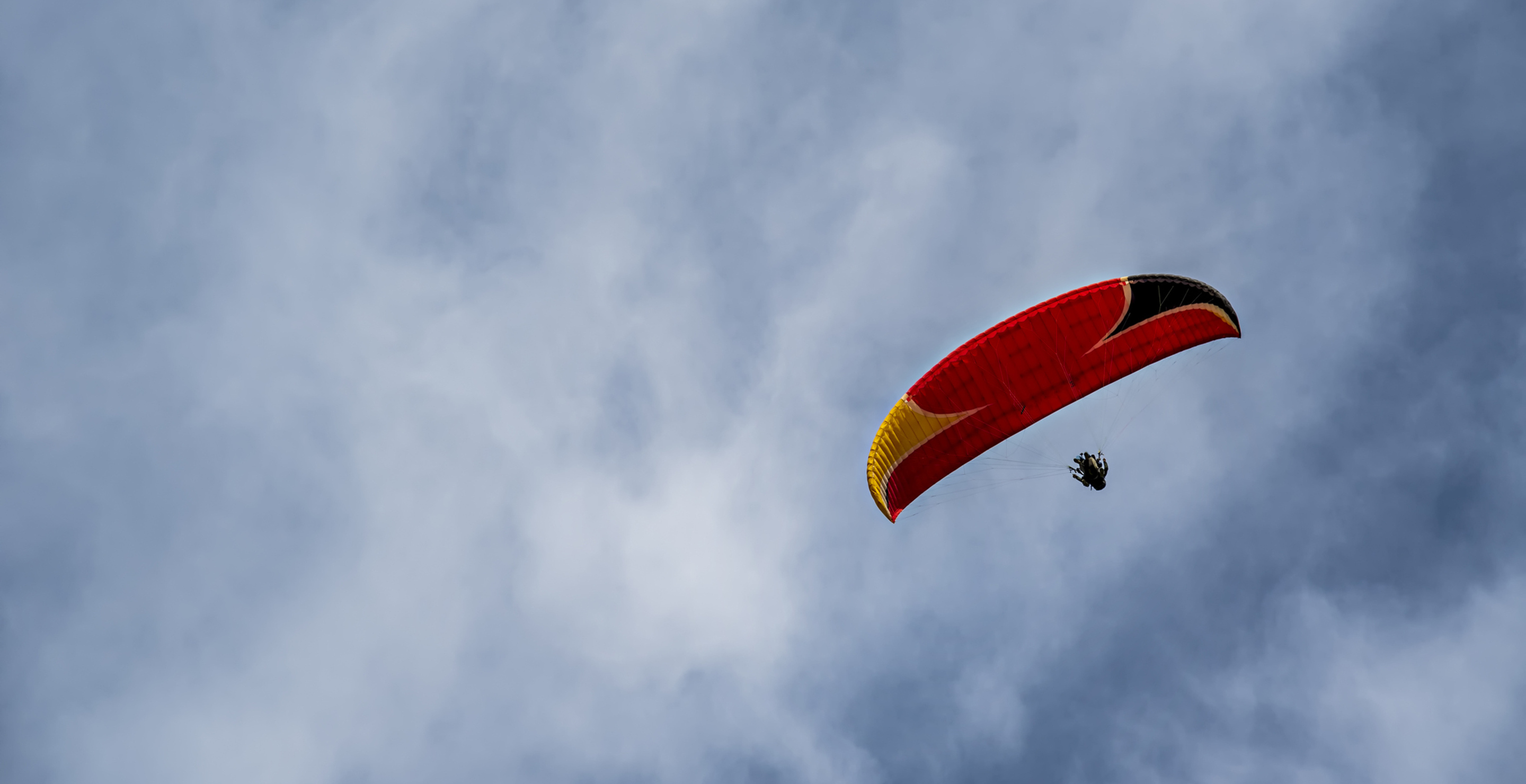 Sky Diving Enthusiast And Instructor Explains How The Hobby Is Cheaper Than Pilates