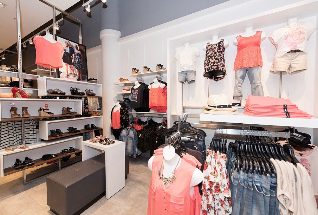 another-major-retailer-is-closing-over-100-stores