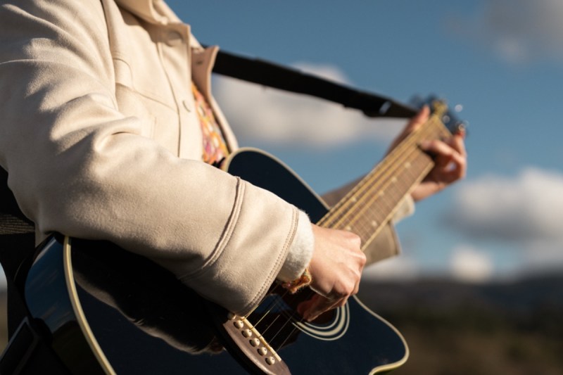 country-singer-slams-nashville-label-for-calling-her-too-fat