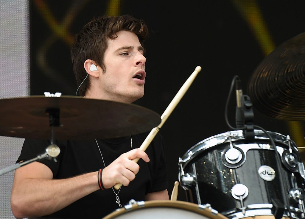 dashboard-confessional-member-exits-band.