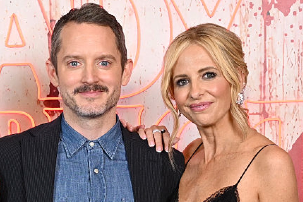Fire Breaks Out at Hotel Where Sarah Michelle Gellar and Elijah Wood Are Staying