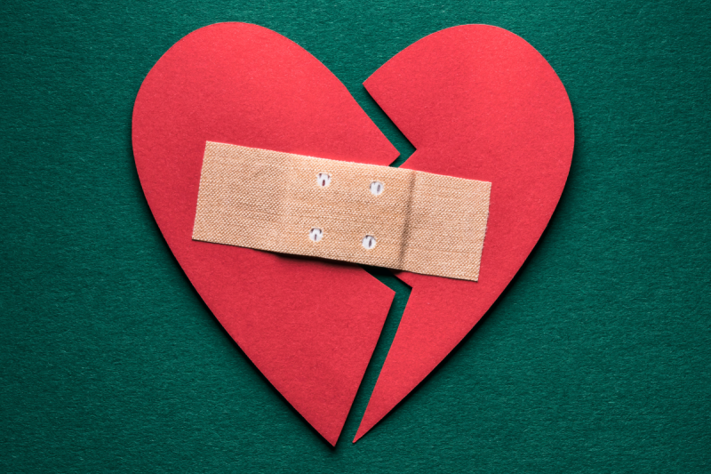 former-reality-tv-stars-husband-vows-to-desperately-fight-for-his-family-following-affair-confession