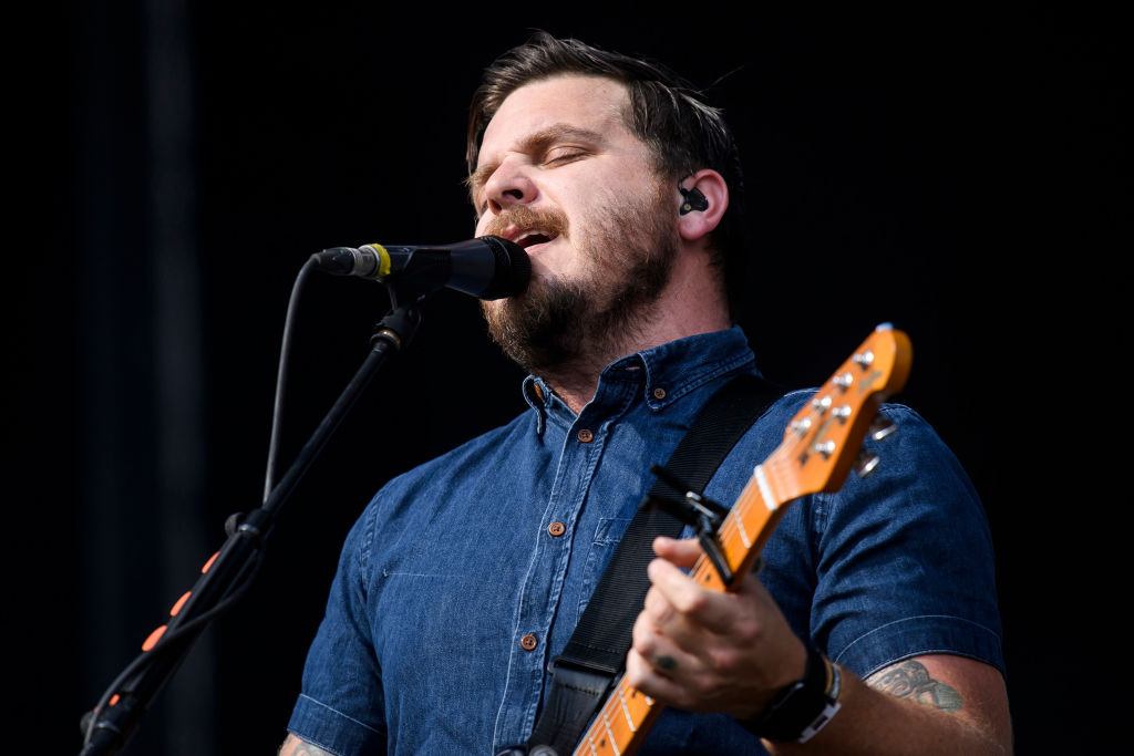 hardcore-rock-band-suddenly-cancels-entire-tour-without-disclosing-reason