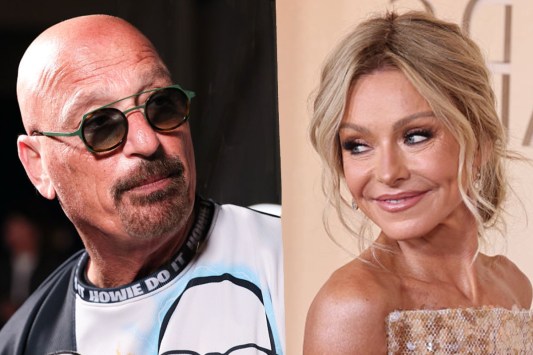 howie-mandel-snaps-back-at-kelly-ripa-and-mark-consuelos-on-live-tv