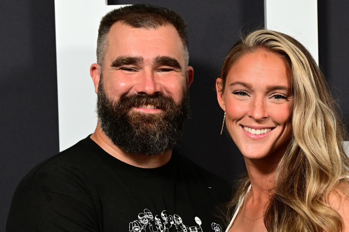 Jason Kelce’s Daughter Ellie Adorably Interrupts ‘New Heights’ Podcast