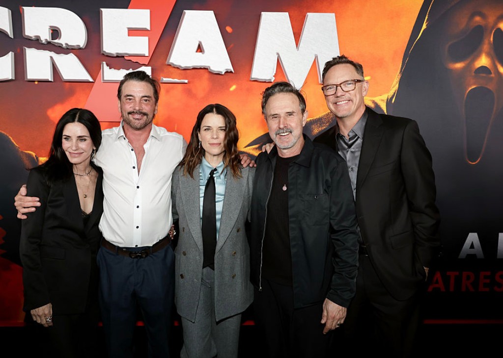 neve-campbell-and-courteney-coxs-scream-7-salaries-revealed