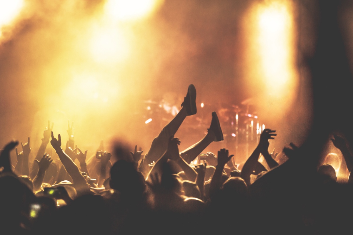 pop-punk-singer-exits-group-found-himself-on-a-different-path