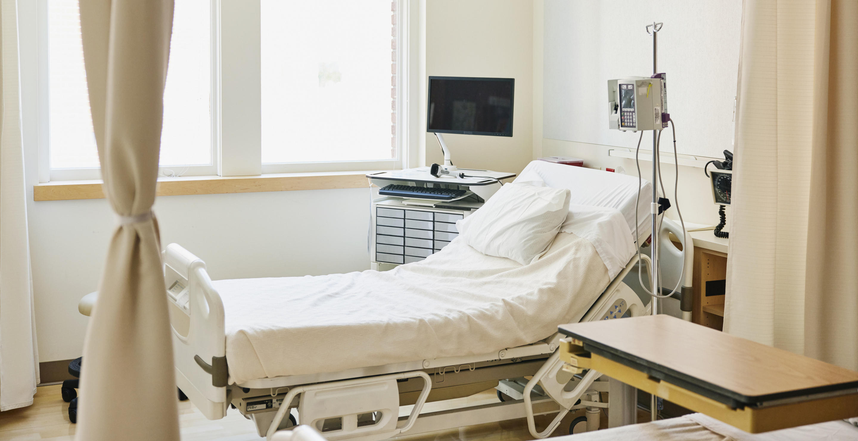 Hospital Staff Forced Florida Woman In Active Labor To Attend A Court Zoom Call Over C-Section Choice