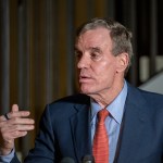 Senator's Daughter Dies of 'Juvenile Diabetes and Other Health Issues' RIP to Madison Warner