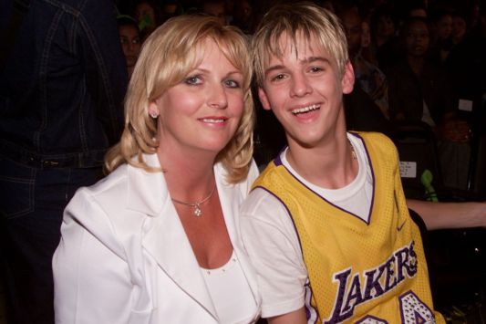 aaron-carters-mom-launches-gofundme-to-honor-him-with-hollywood-walk-of-fame-star