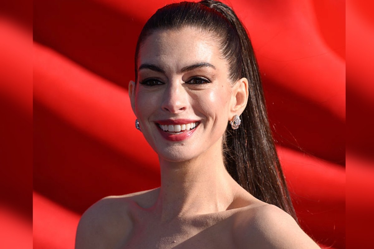 Anne Hathaway’s Doctor Advised Her to Skip Major Talk Show, Feared She’d Go Into Early Labor