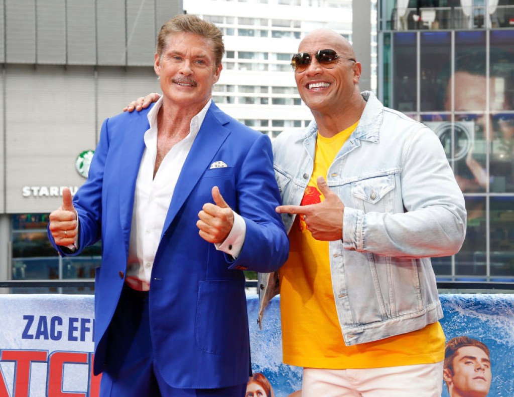 baywatch-star-david-hasselhoff-spotted-with-a-walker-amid-health-concerns