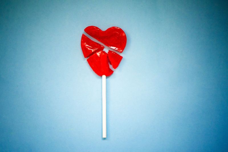 comedian-says-he-felt-inadequate-and-insecure-during-his-short-lived-marriage-to-pop-star