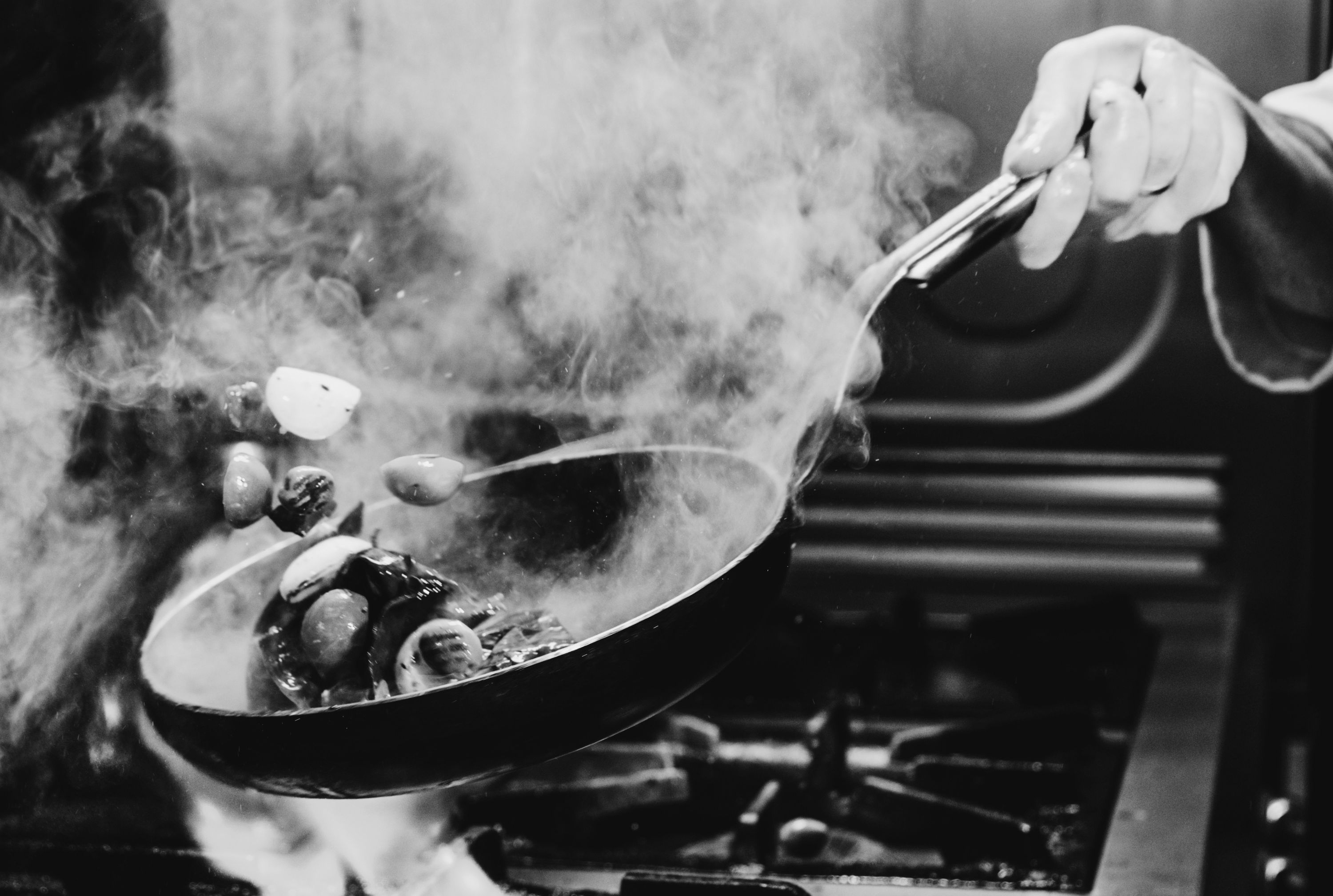 Famed Chef Dies After ‘Short, Sudden Illness’: Tom Valenti Was 67