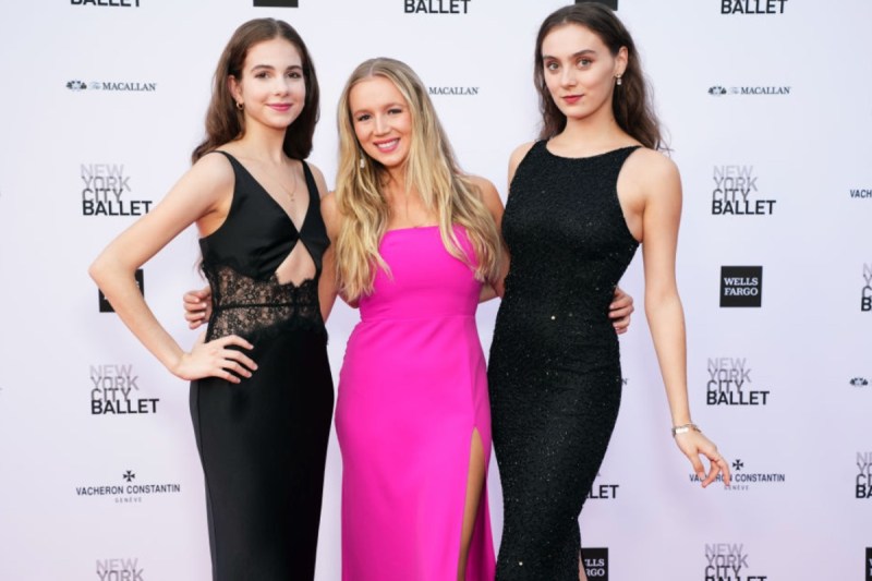 famed-dancer-undergoes-surgery-for-constant-knee-pain