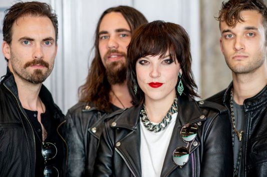 halestorm-vocalist-lzzy-hale-opens-up-about-dating-her-bandmate