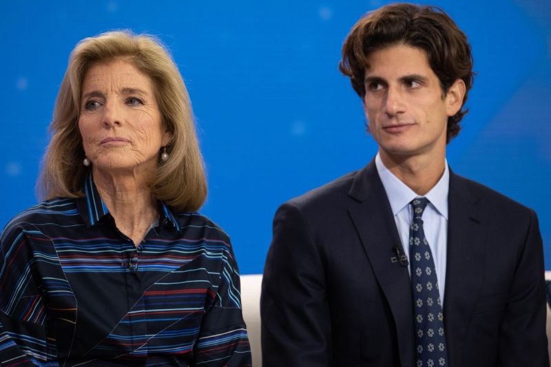 jack-schlossberg-caroline-kennedy-love-story