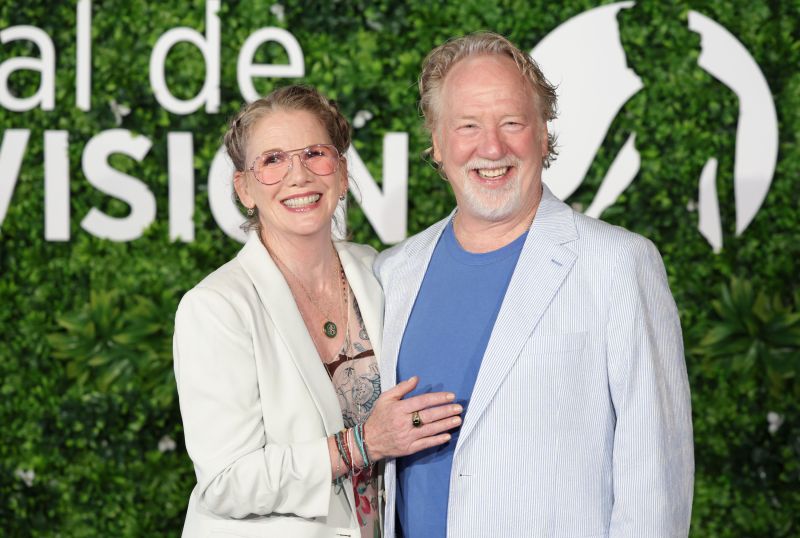 melissa-gilbert-defends-husband-timothy-busfield-amid-assault-allegations