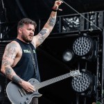 metal-guitarist-dies-at-38-rip-to-bo-lueders