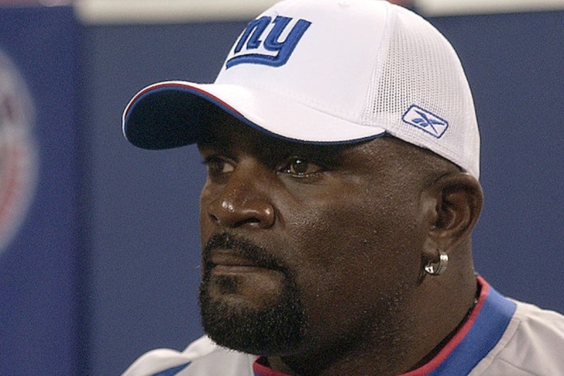 nfl-legend-lawrence-taylor-hospitalized-after-medical-emergency