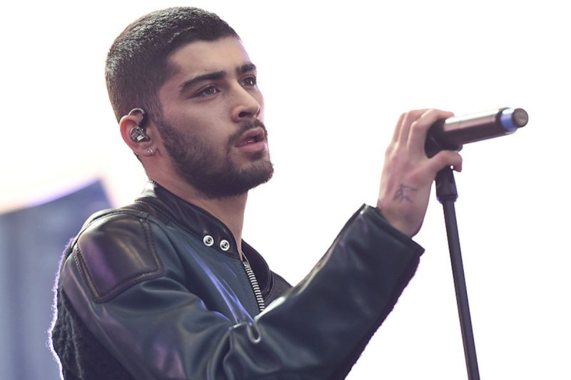 one-direction-alum-zayn-malik-hospitalized-on-album-release-day