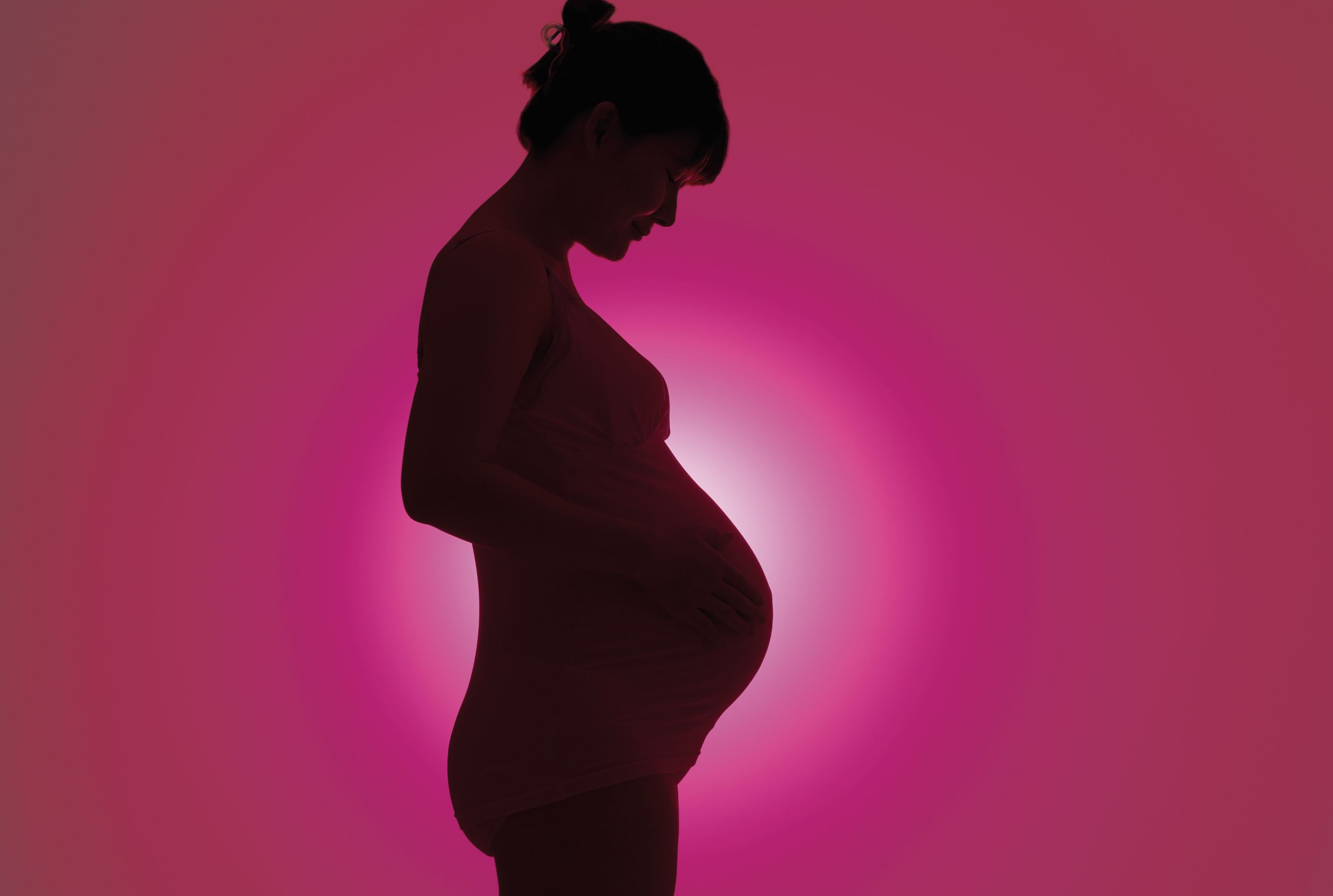 parks-and-rec-actress-and-girls-star-partner-expecting-baby-together