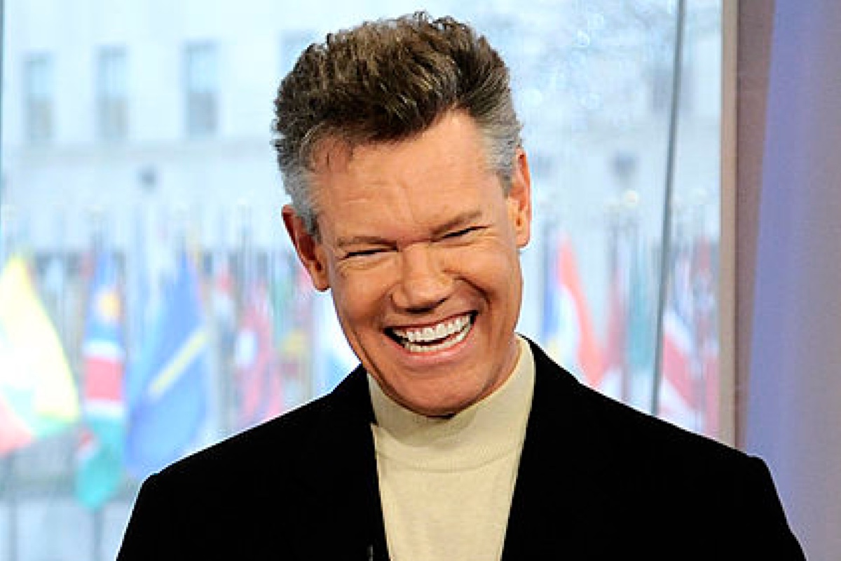 randy-travis-just-got-his-own-signature-hamburger