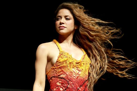 shakira-crew-member-dies-in-horrific-accident-while-setting-up-concert-stage