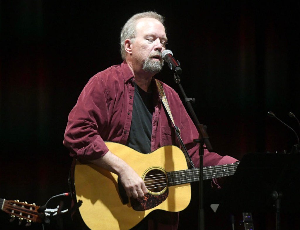 the-gambler-legend-dies-at-73-rip-to-don-schlitz