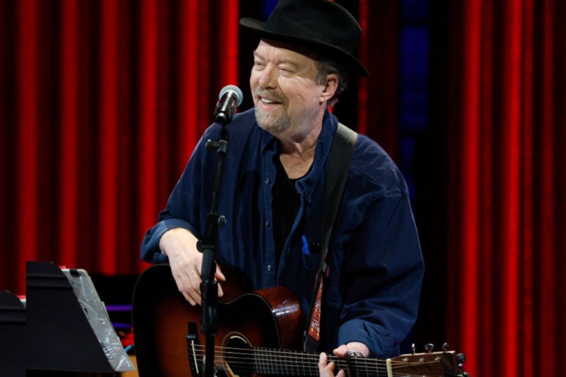 the-gambler-legend-dies-at-73-rip-to-don-schlitz