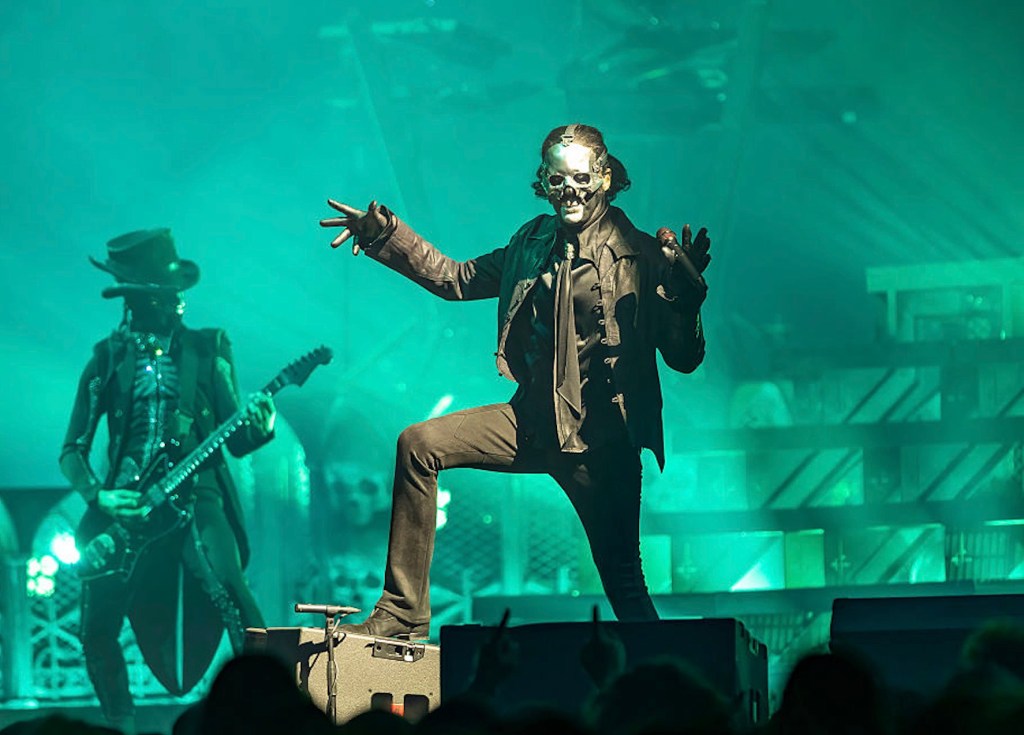 woman-accused-of-stalking-ghost-singer