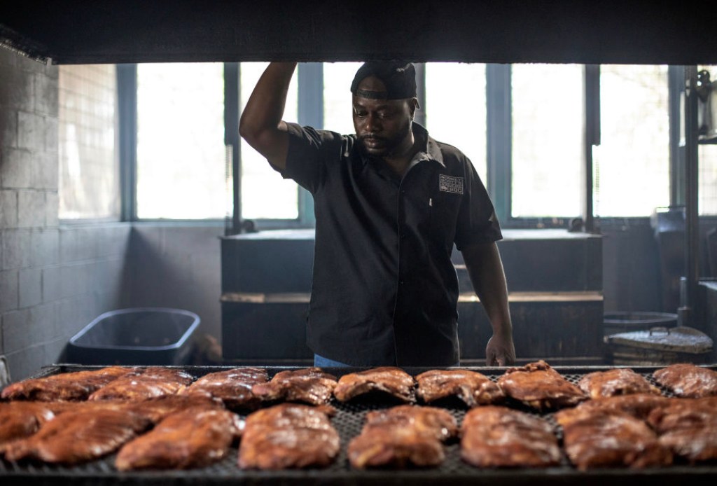 another-bbq-restaurant-chain-abruptly-closes-all-locations