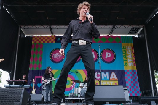 beloved-young-country-star-teases-big-changes-new-chapter